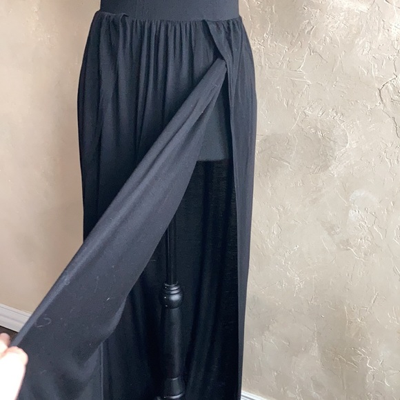 Forever 21 Dresses & Skirts - Forever 21 black maxi skirt with slits